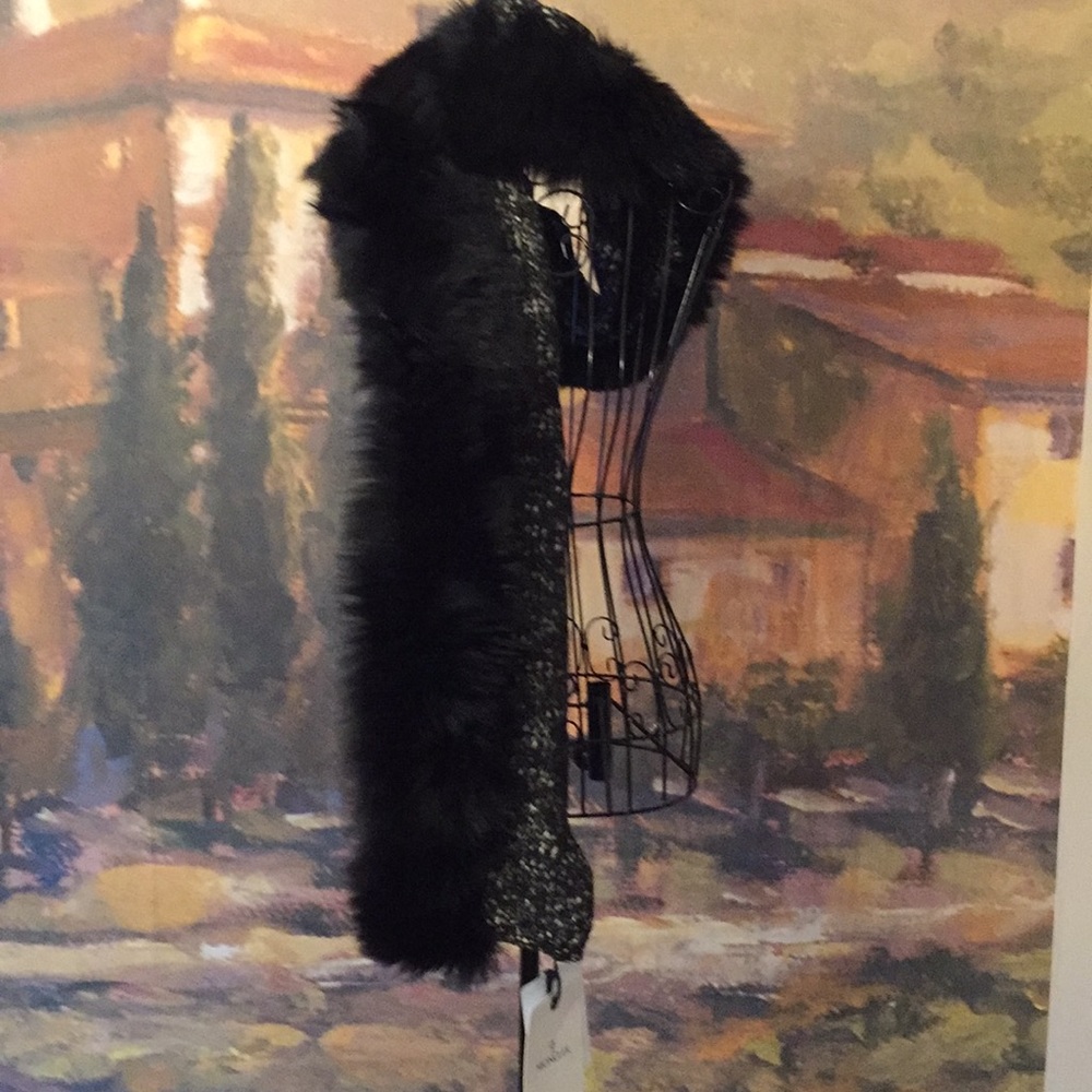BNWT Authentic Moncler Black Fox Fur Knit Scarf